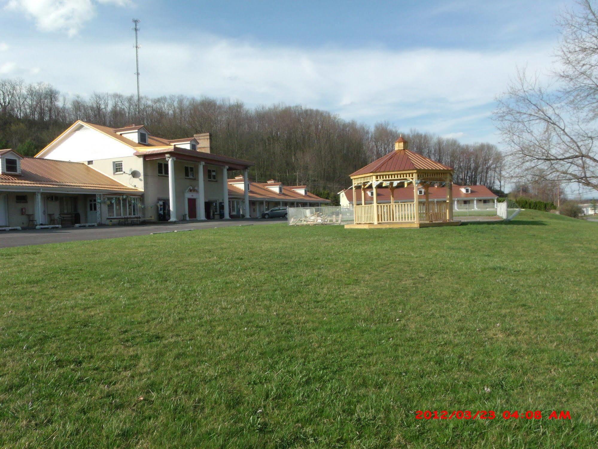 Relax Inn Altoona Εξωτερικό φωτογραφία