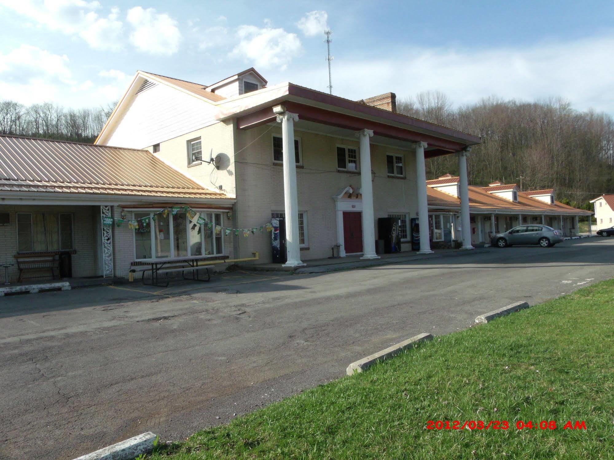 Relax Inn Altoona Εξωτερικό φωτογραφία